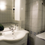 golden-stars-royal-budapest-apartments-bathroom-2