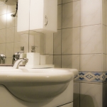 golden-stars-royal-budapest-apartments-bathroom