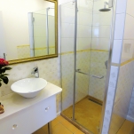 golden-stars-superior-ii-budapest-apartment-bathromm-3